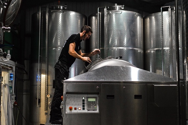 LB-winery-interior